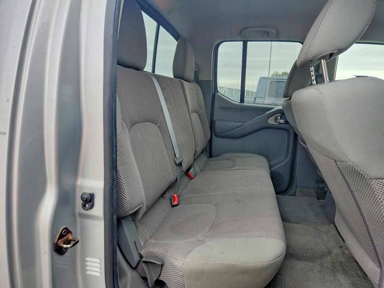 2015 Nissan Frontier S