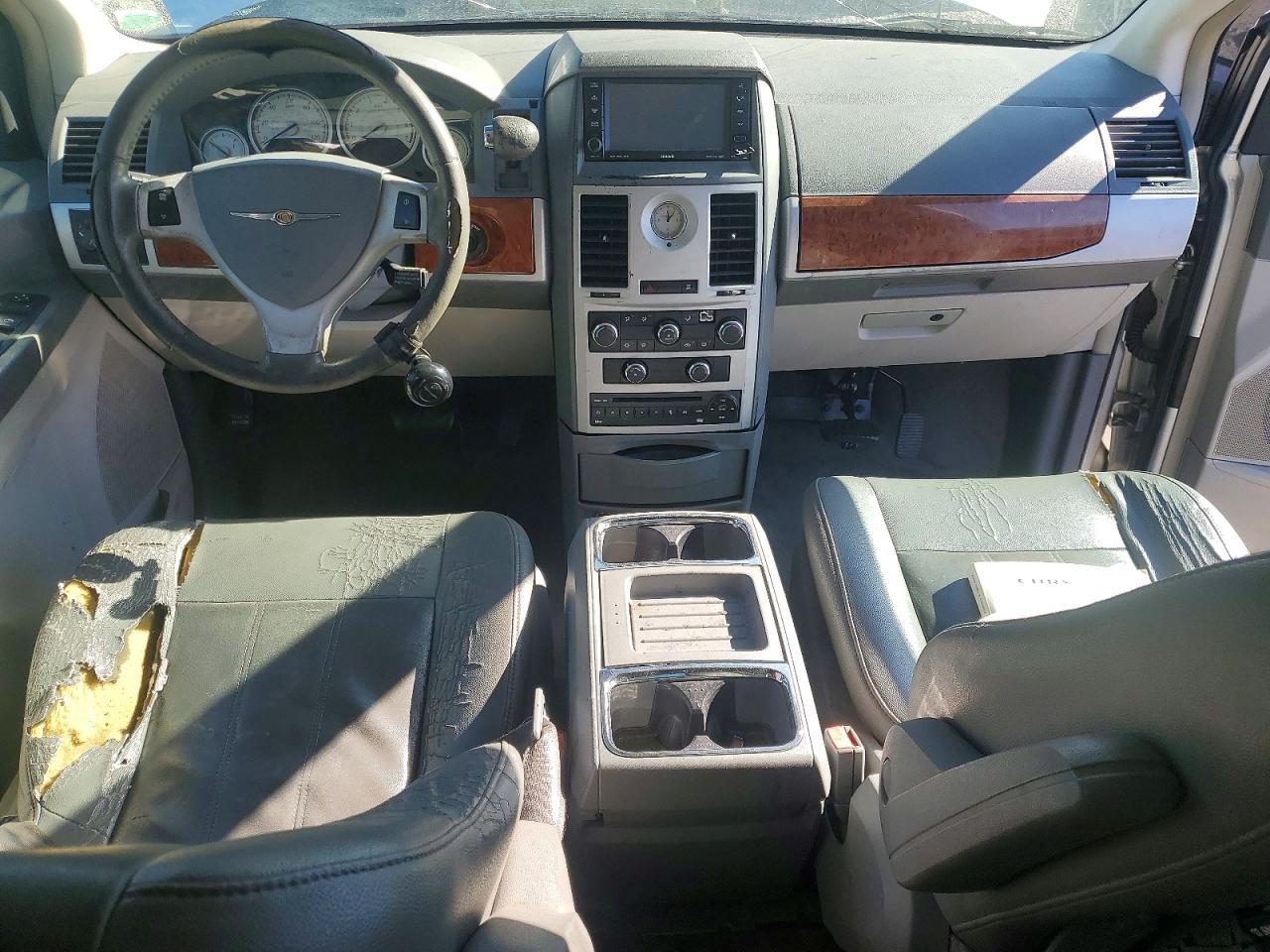 2008 Chrysler Town & Country Touring
