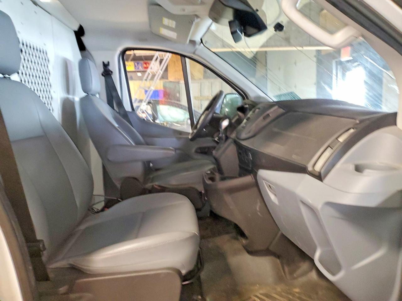 2019 Ford Transit T-250