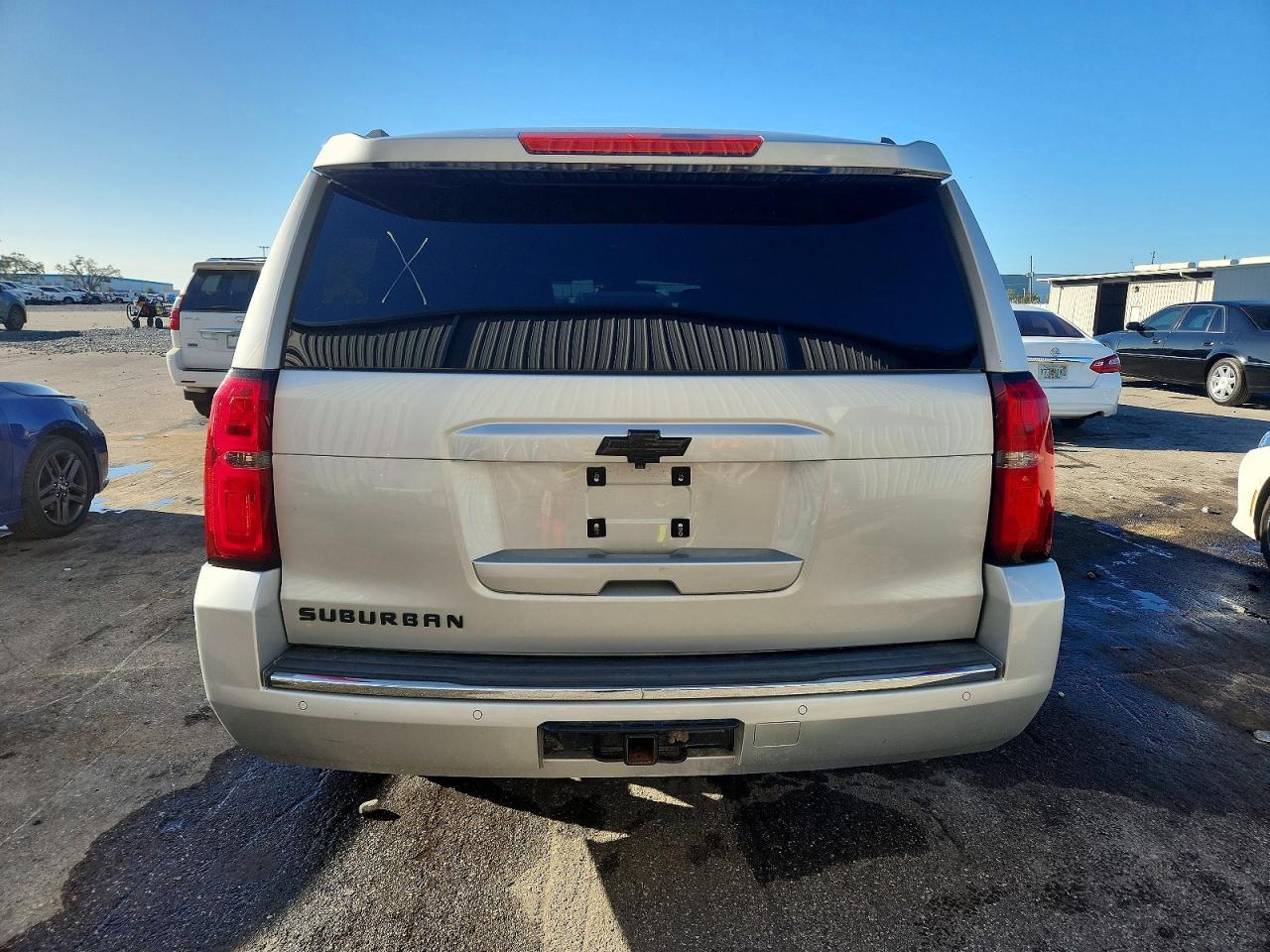 2015 Chevrolet Suburban C1500 ltz