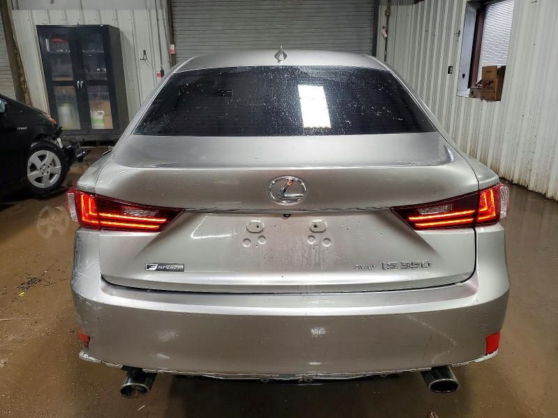 2016 Lexus IS