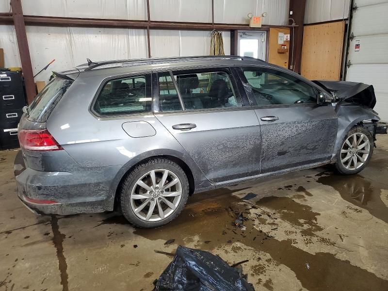 2018 Volkswagen Golf Sportwagen s