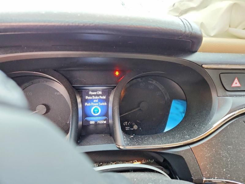 2017 Toyota Avalon Hybrid