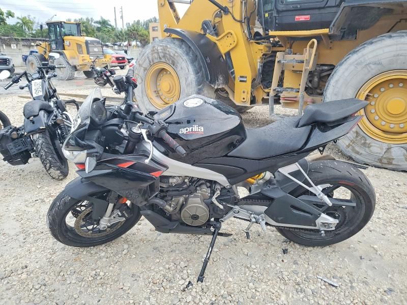 2022 Aprilia Tuono 660 Factory