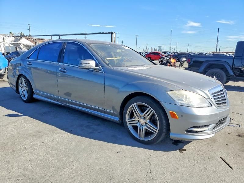 2013 Mercedes-Benz S 550