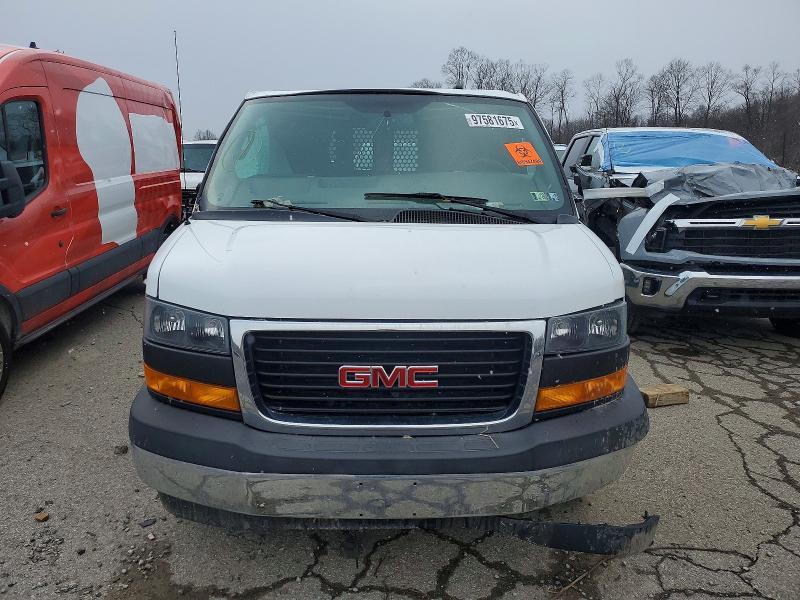 2022 GMC Savana G2500 Delivery Van