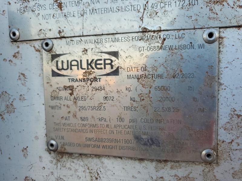 2024 Walker Tank Trailer