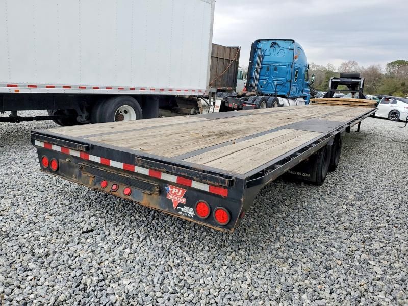 2022 PJ 3F492 Flatbed Trailer