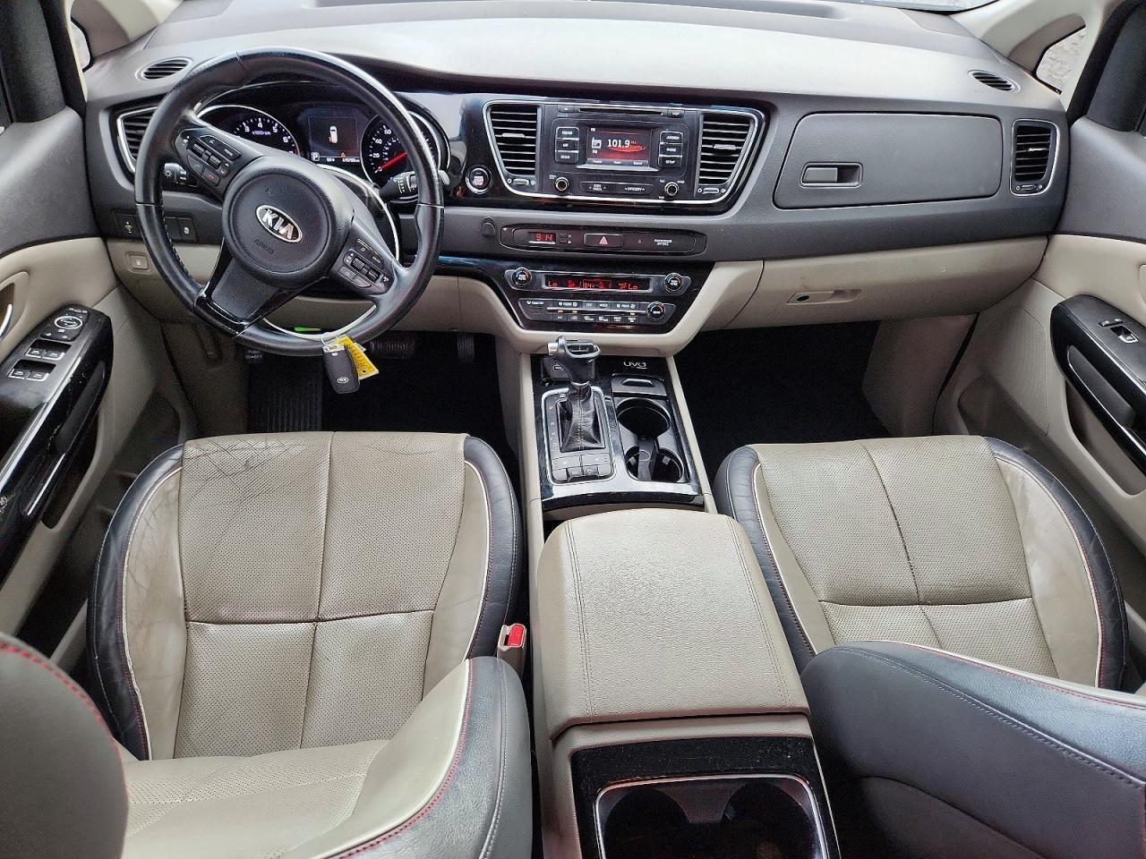 2015 KIA Sedona ex