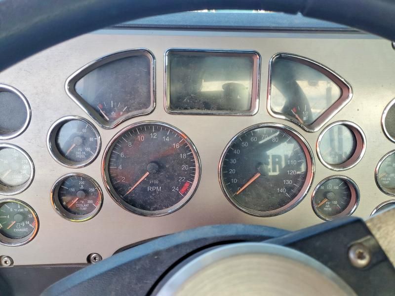 2016 Mack Cxu613 Semi Truck