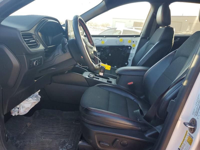 2024 Ford Escape st Line