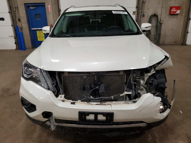 2019 Nissan Pathfinder s