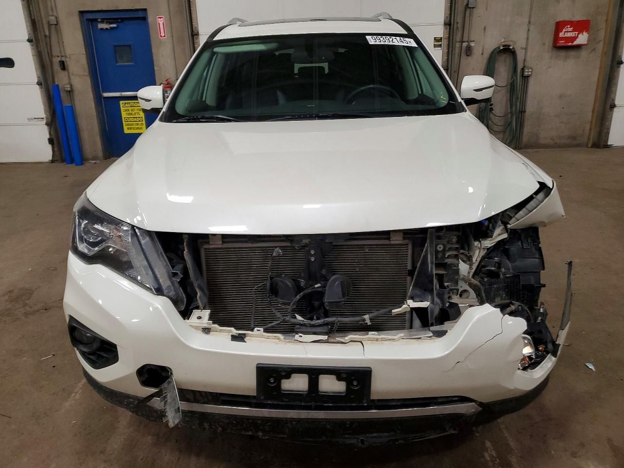 2019 Nissan Pathfinder s