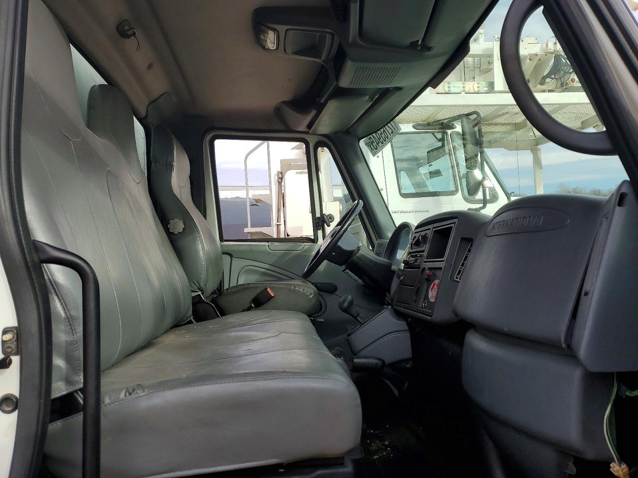 2008 International 4300 BOX Truck