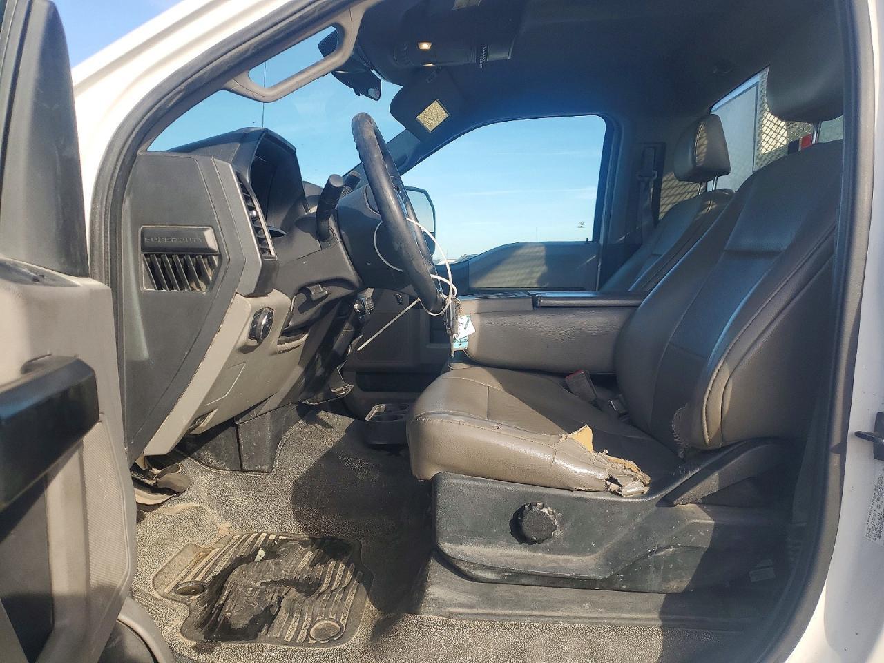 2017 Ford F550 Super Duty Utility / Service Truck