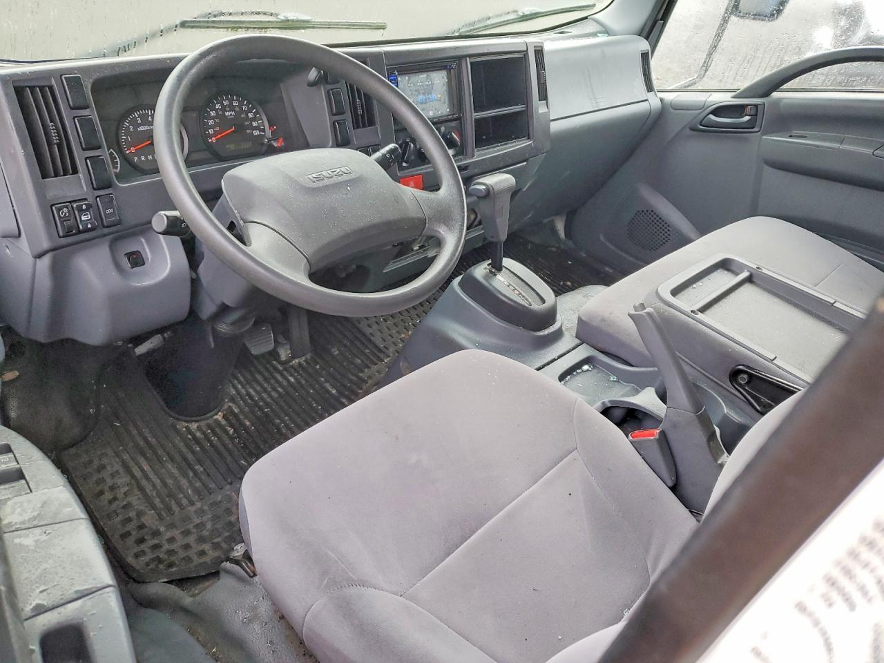 2016 Isuzu NPR BOX Truck