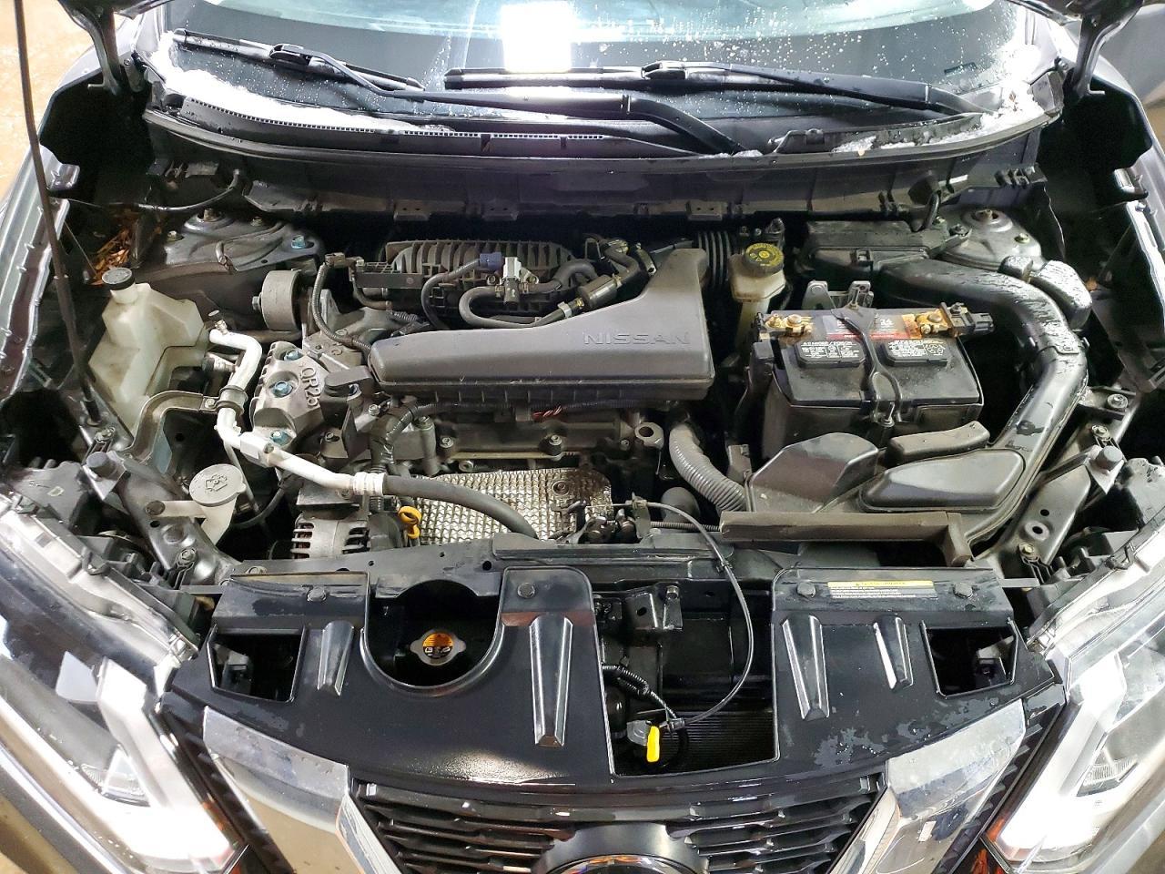 2020 Nissan Rogue sv