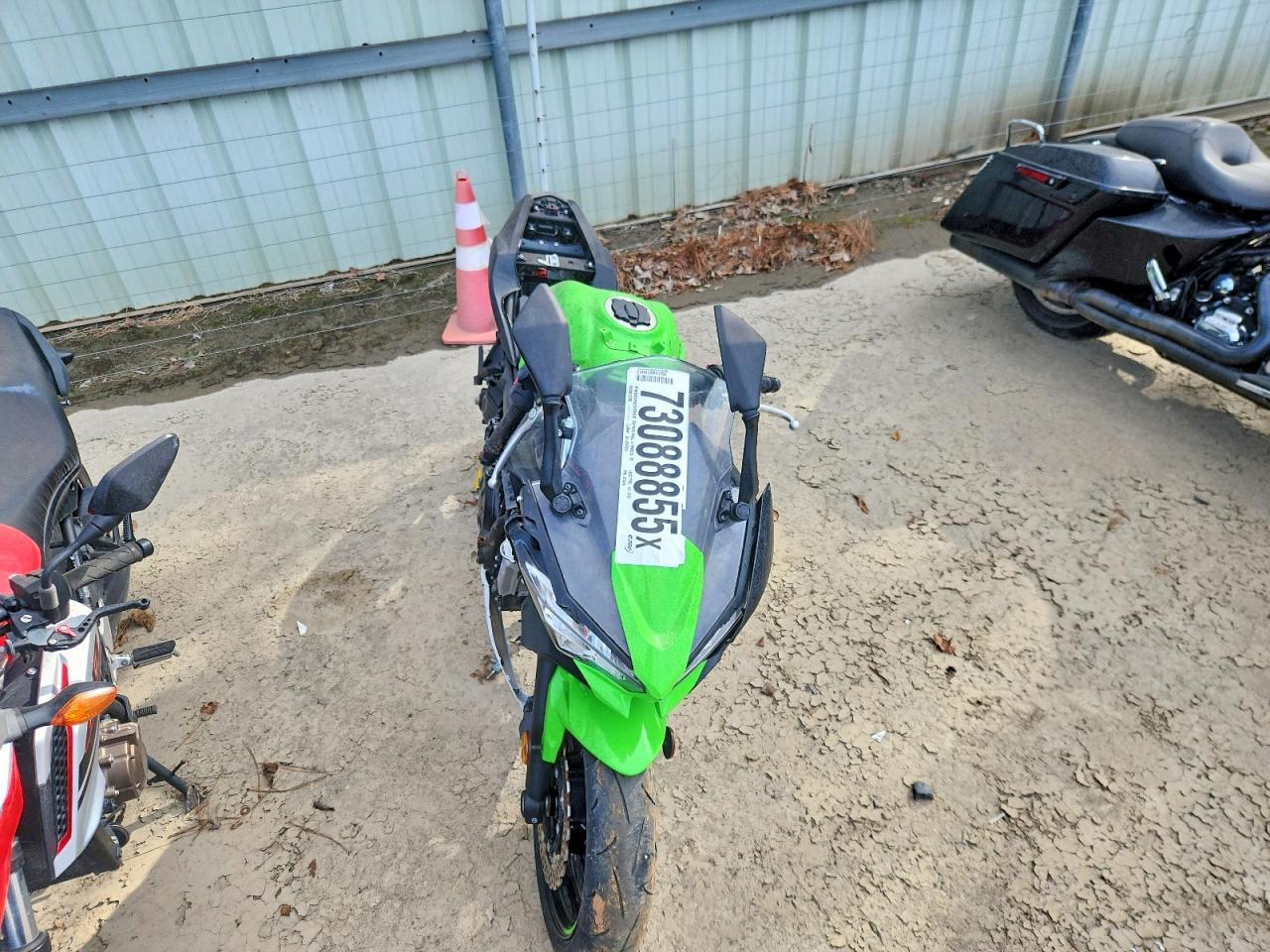 2022 Kawasaki EX650 N