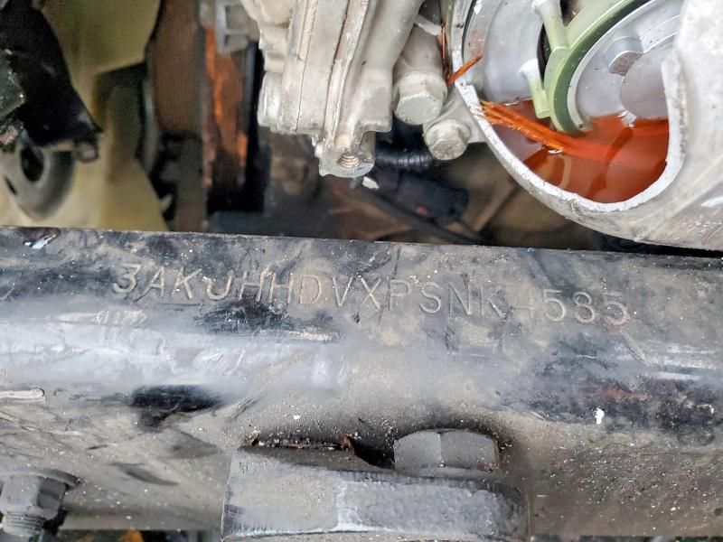 2023 Freightliner Cascadia 126 Semi Truck