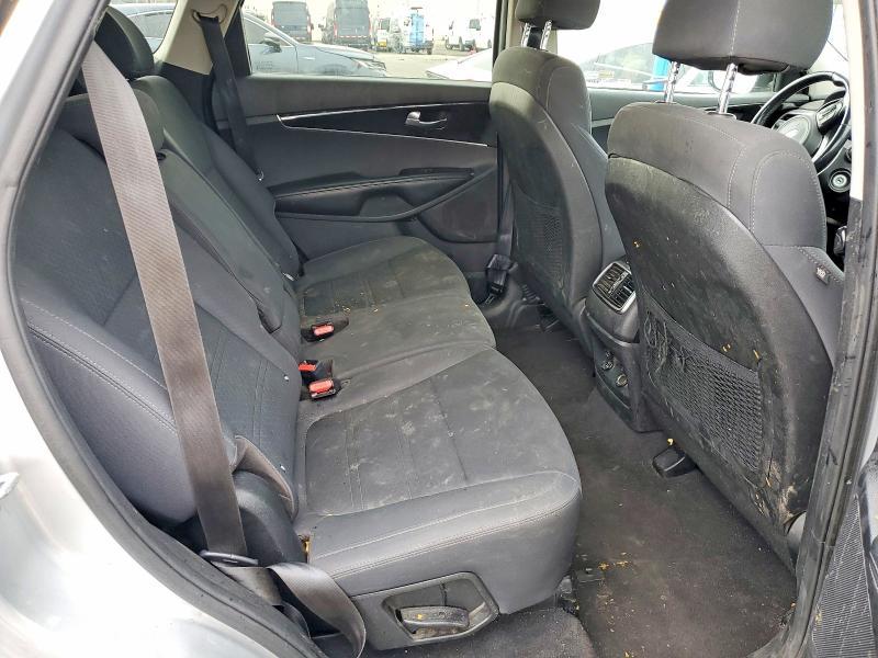2018 KIA Sorento lx