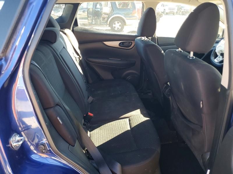 2020 Nissan Rogue Sport s