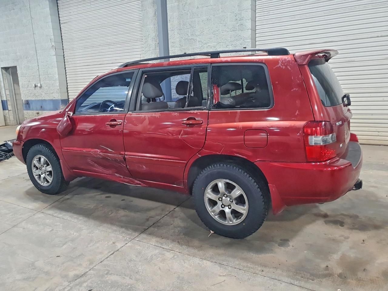2004 Toyota Highlander Base