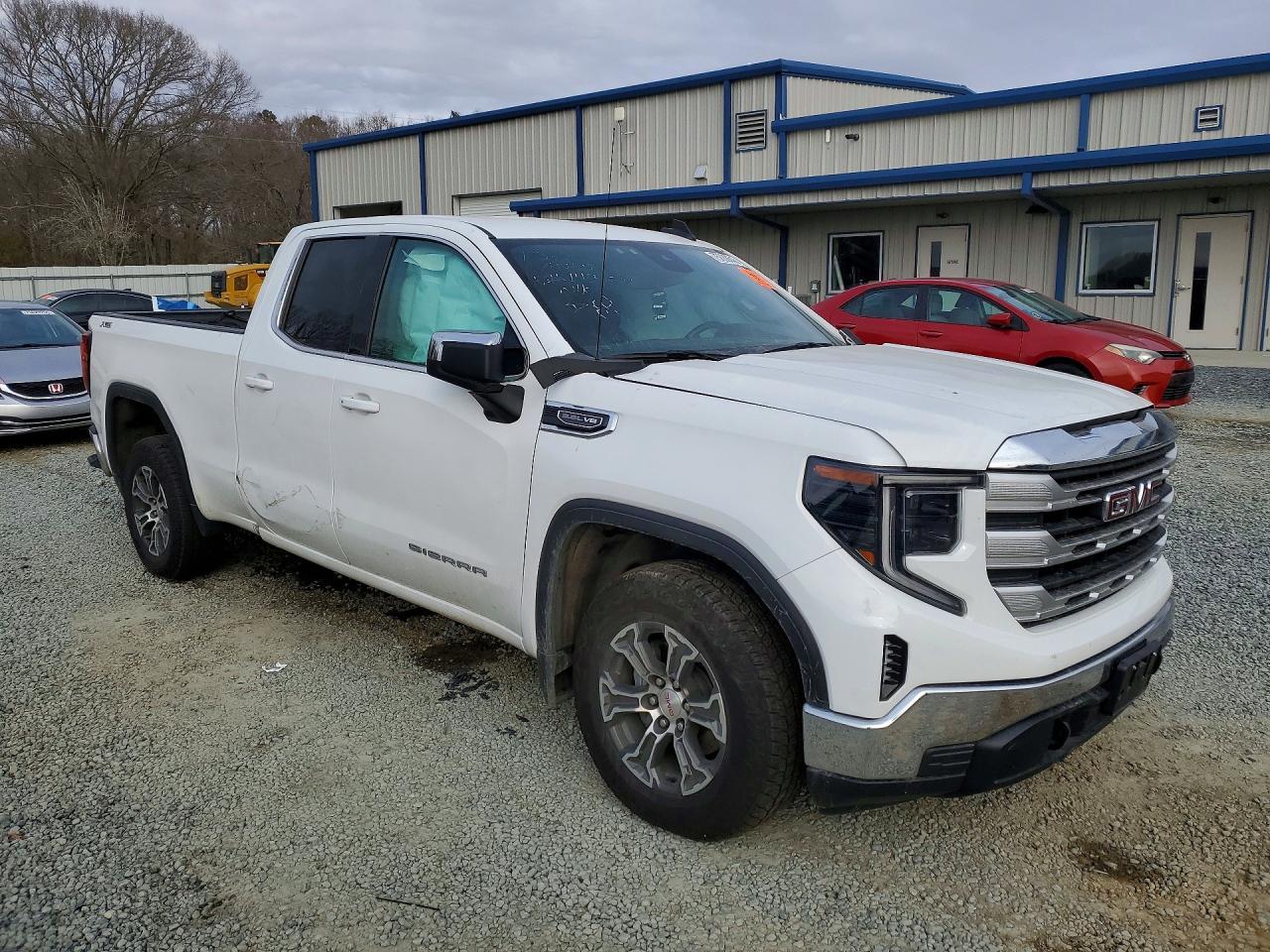 2023 GMC Sierra K1500 sle