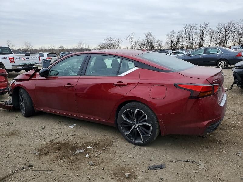 2023 Nissan Altima sr