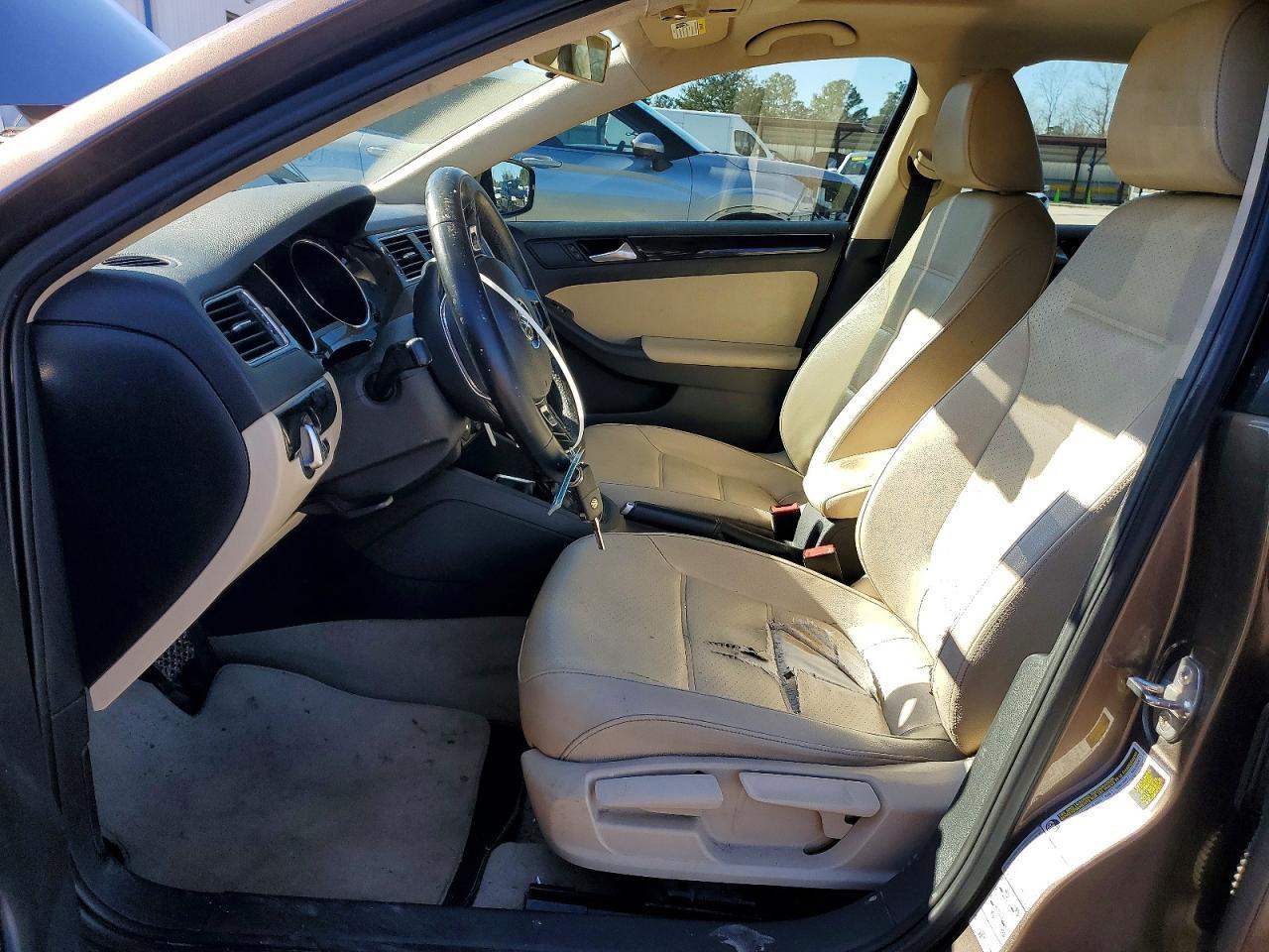 2016 Volkswagen Jetta sel