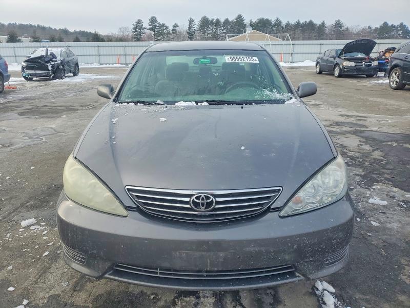 2006 Toyota Camry le