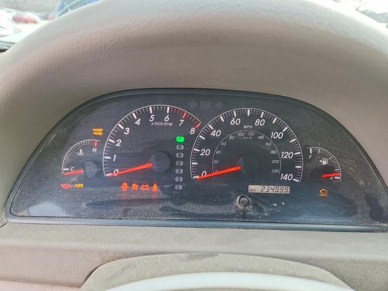 2005 Toyota Camry le