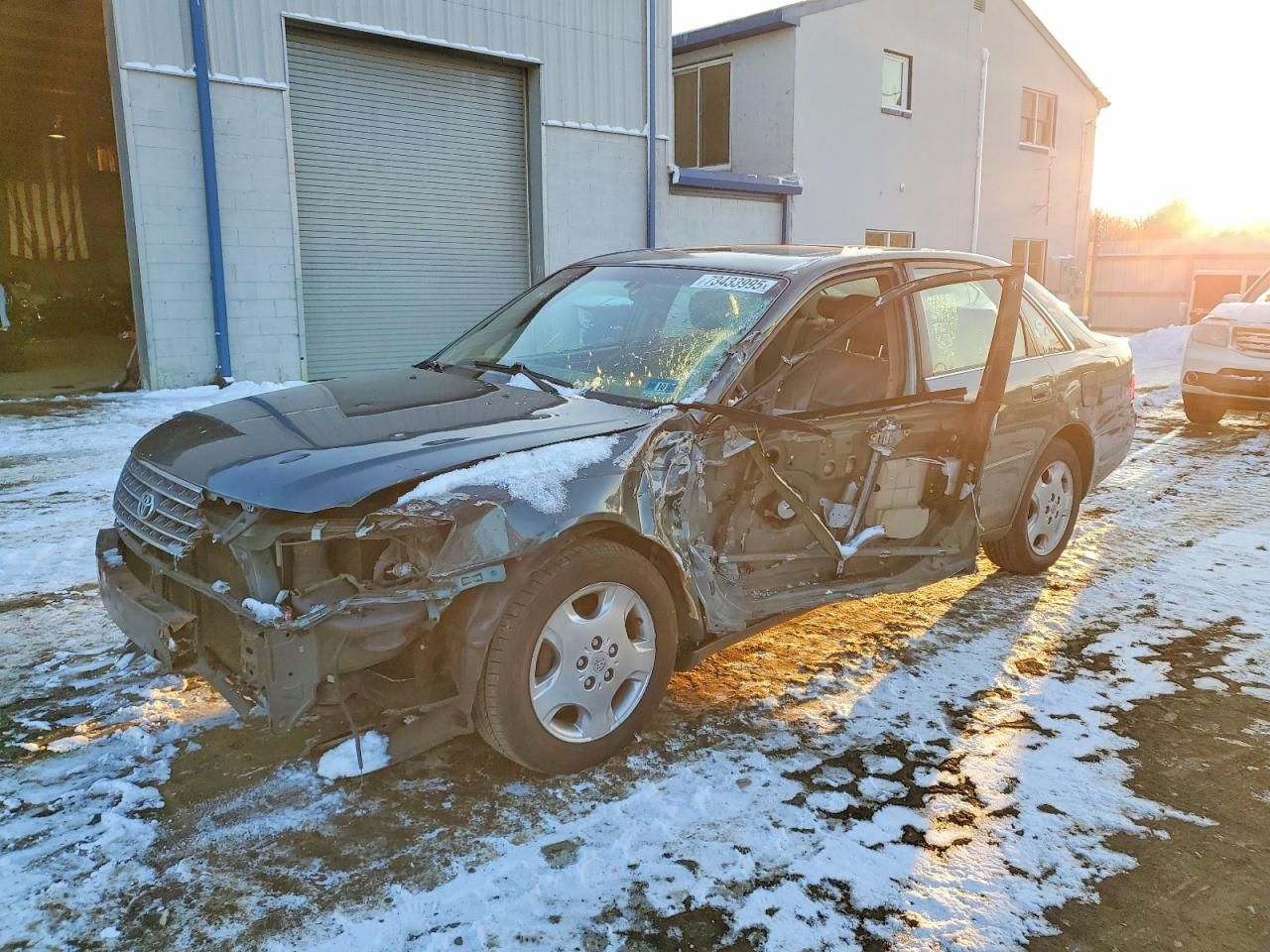 2004 Toyota Avalon xl