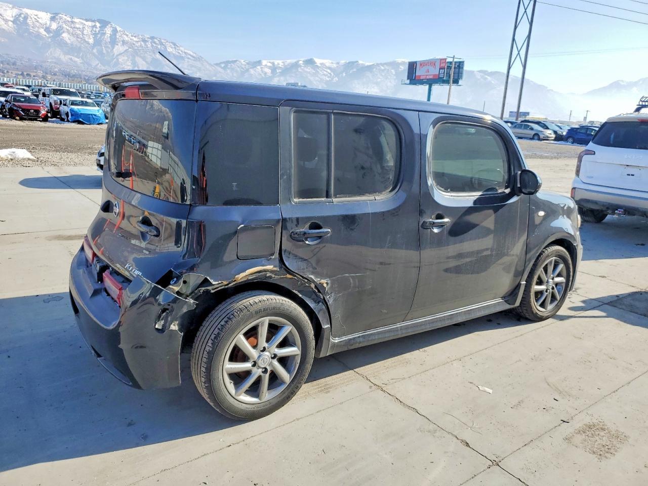 2010 Nissan Cube Base