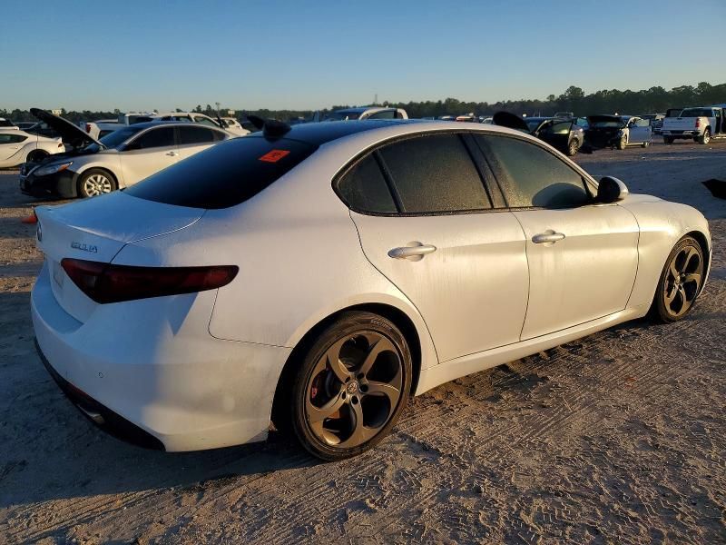 2017 Alfa Romeo Giulia ti