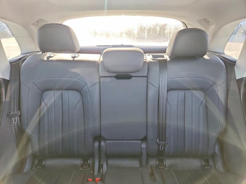 2022 Audi Q5 Premium Plus 40