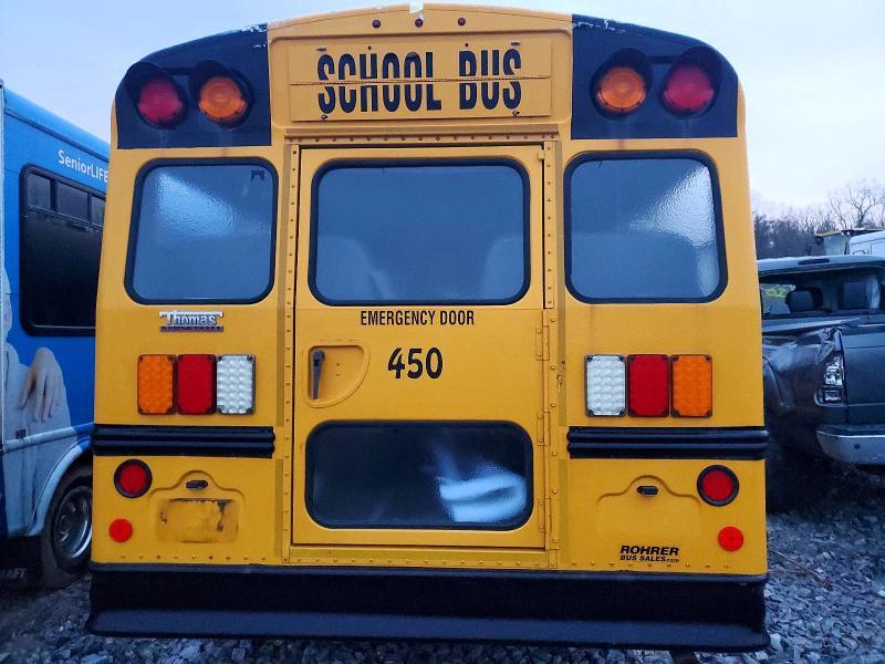 2017 Chev Express G4500