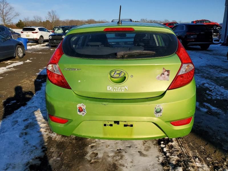 2012 Hyundai Accent gs
