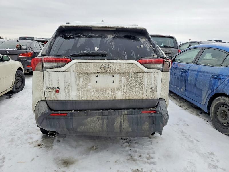 2022 Toyota Rav4 xle