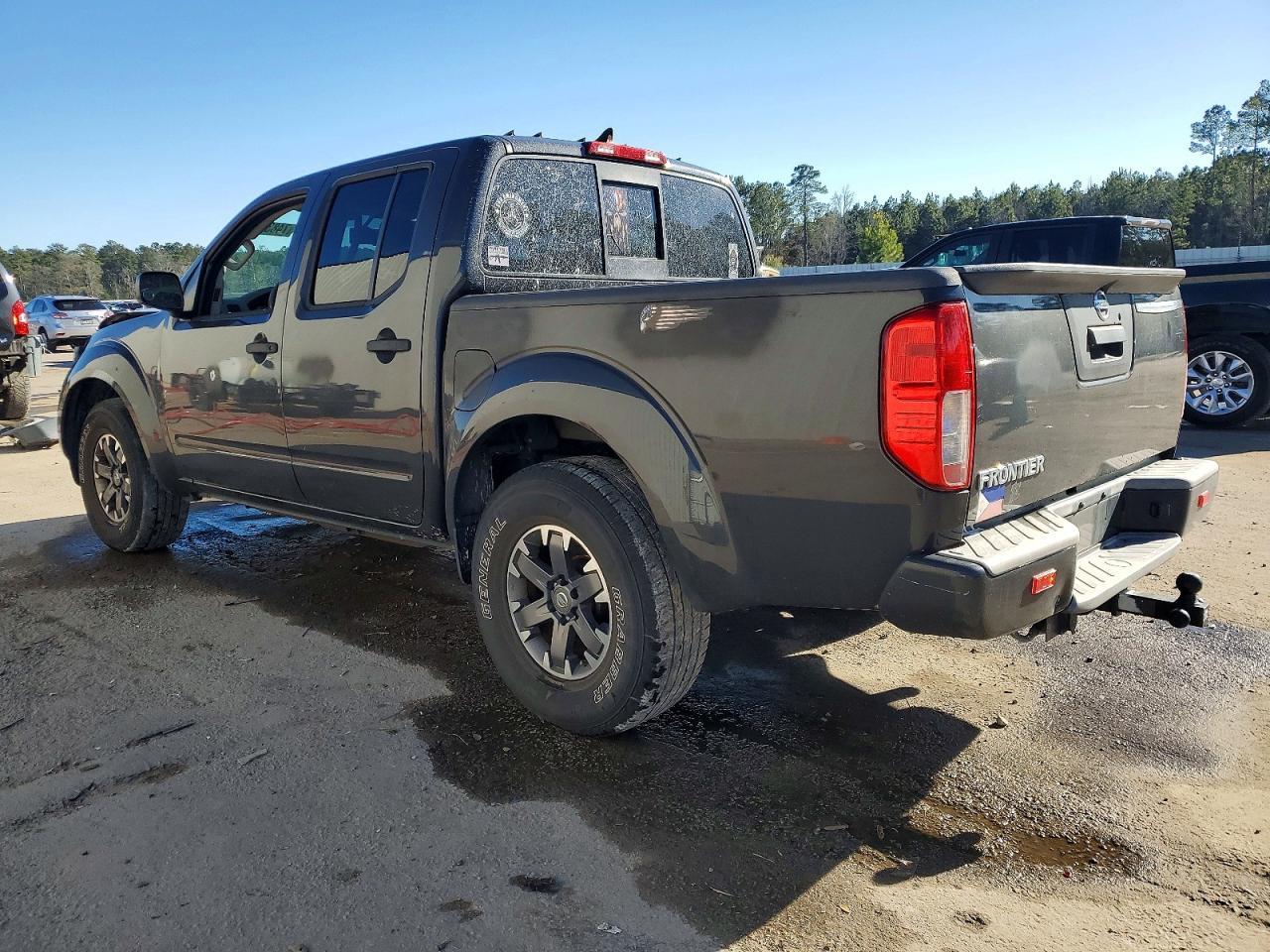 2015 Nissan Frontier Desert Runner