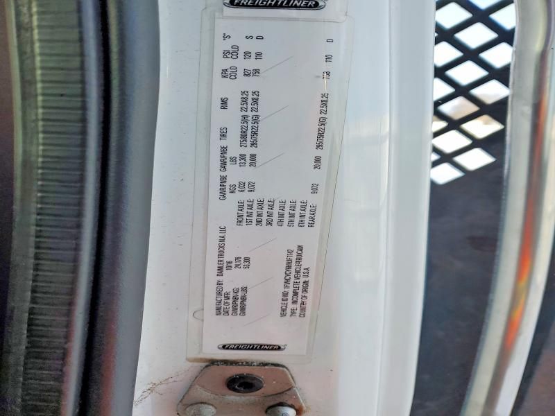 2017 Freightliner Business Class M2 Flatbed Truck