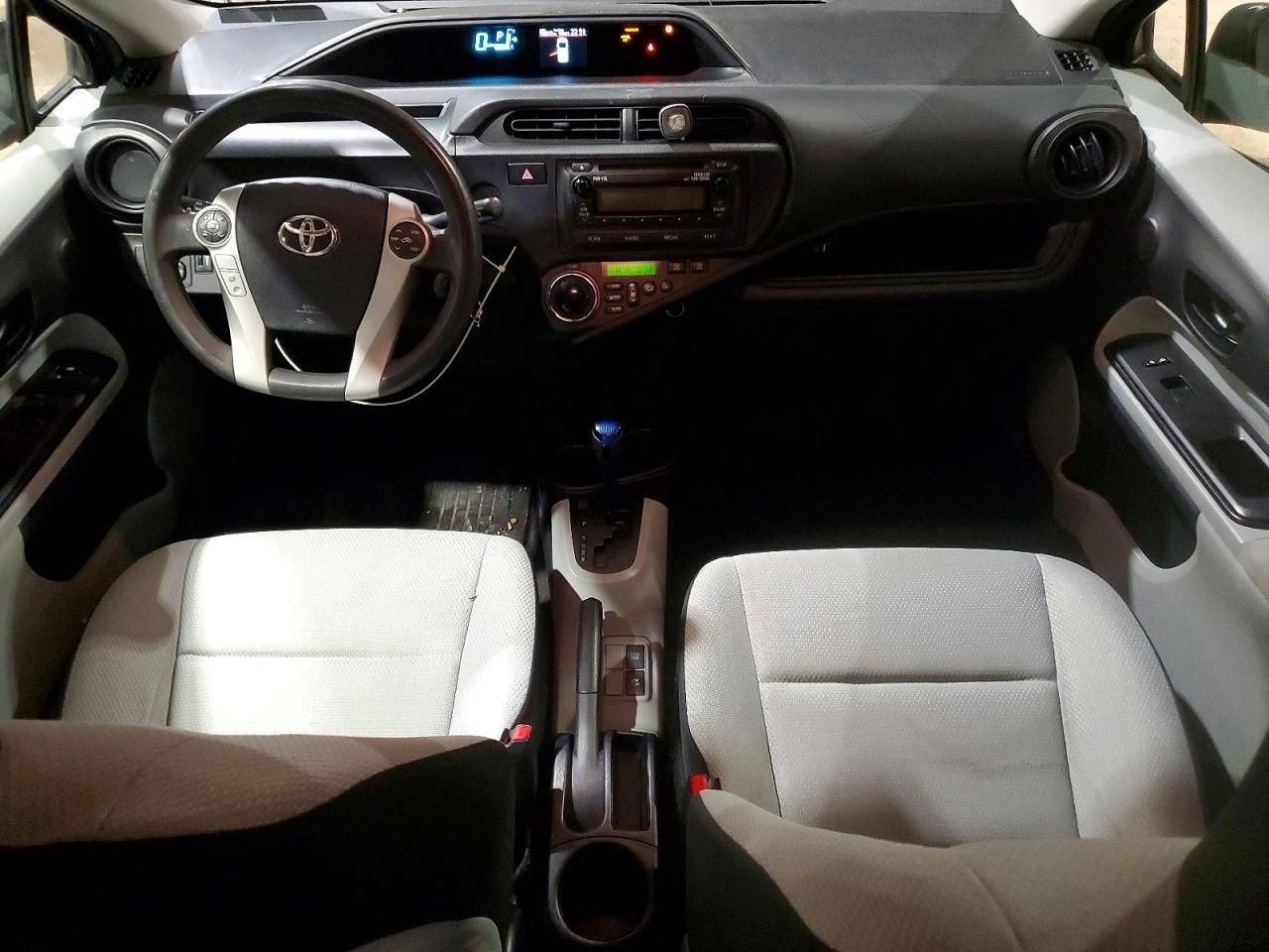 2014 Toyota Prius c