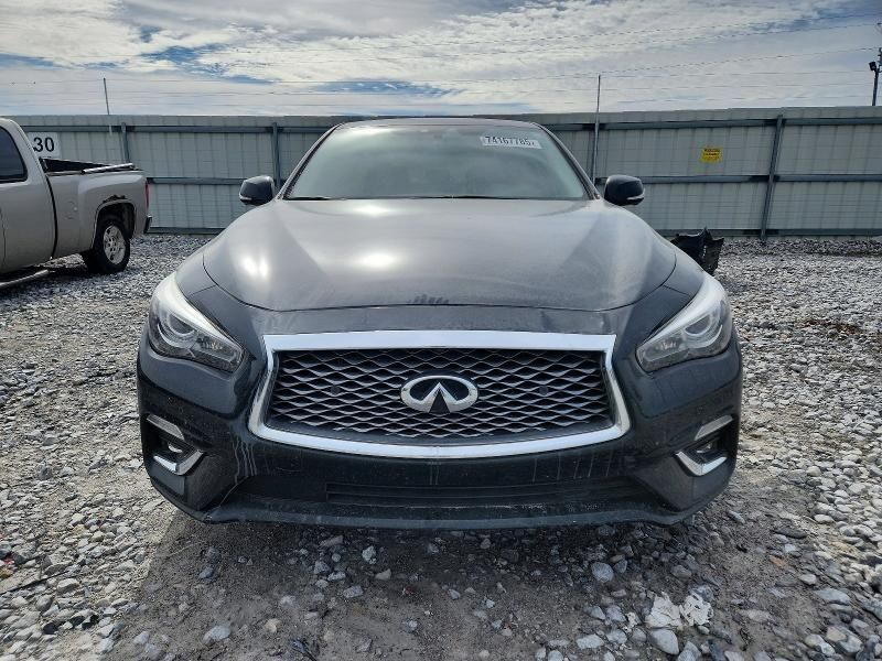 2021 Infiniti Q50 Luxe