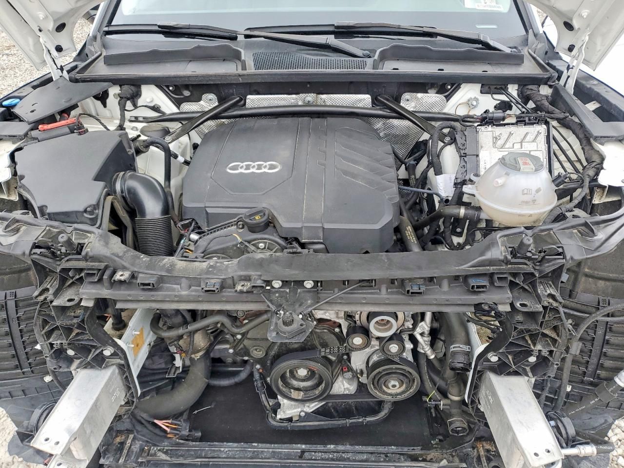 2022 Audi Q5 Premium Plus 45