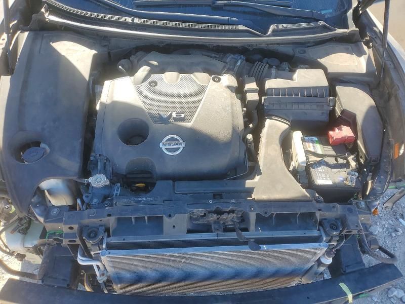 2014 Nissan Maxima s