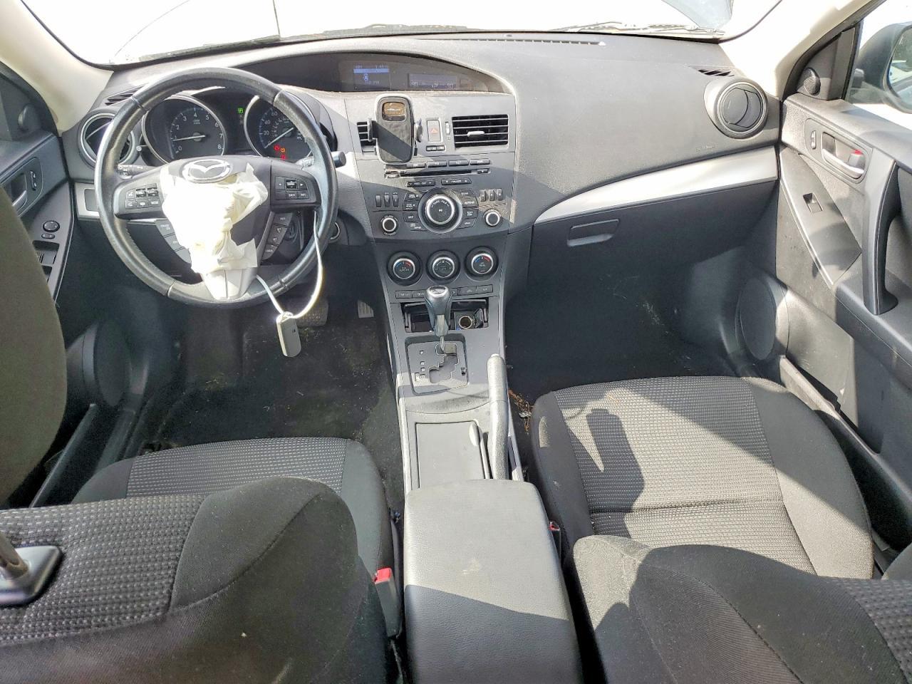 2013 Mazda 3 I