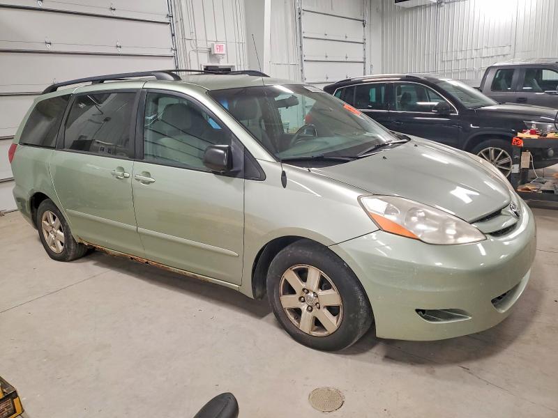 2009 Toyota Sienna ce