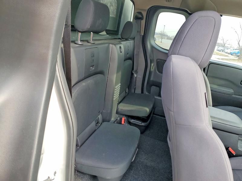 2024 Nissan Frontier s