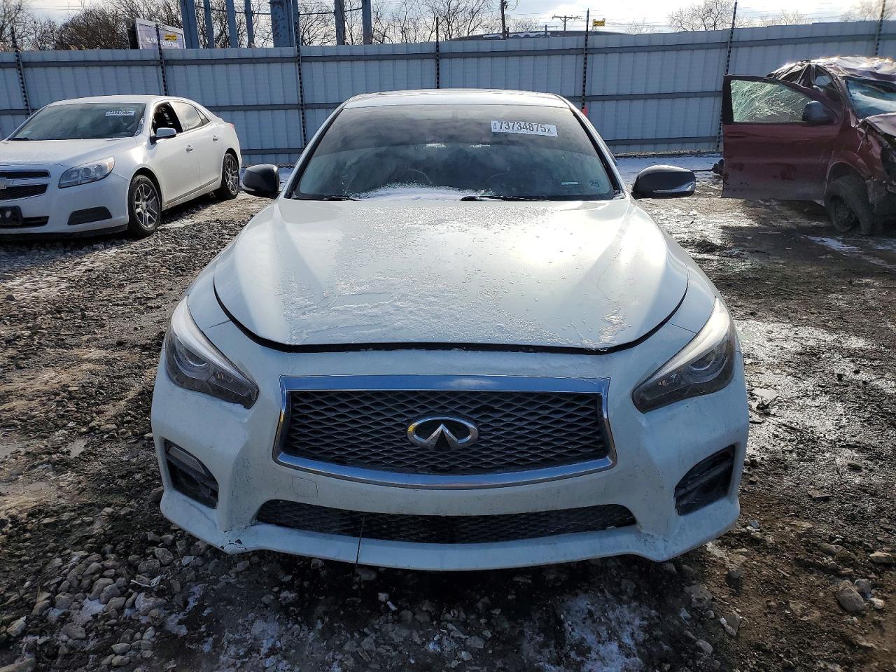 2015 Infinity Q50