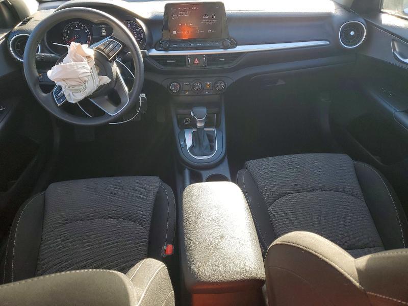 2024 KIA Forte lx