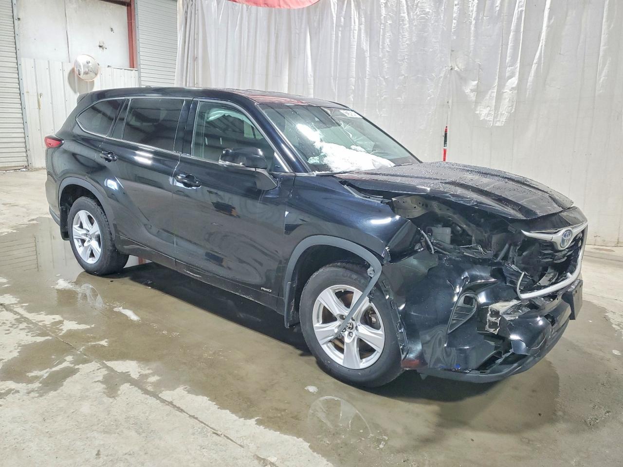 2022 Toyota Highlander Hybrid le